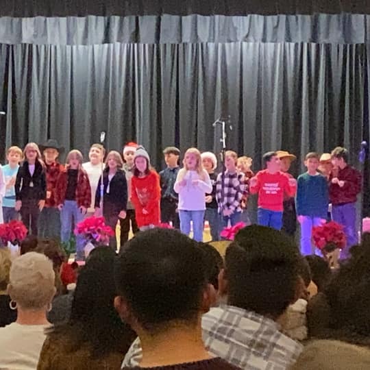 4th grade performing at the Christmas program