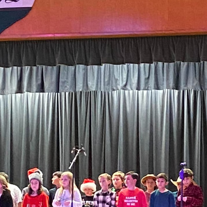 4th grade performing in the Christmas program