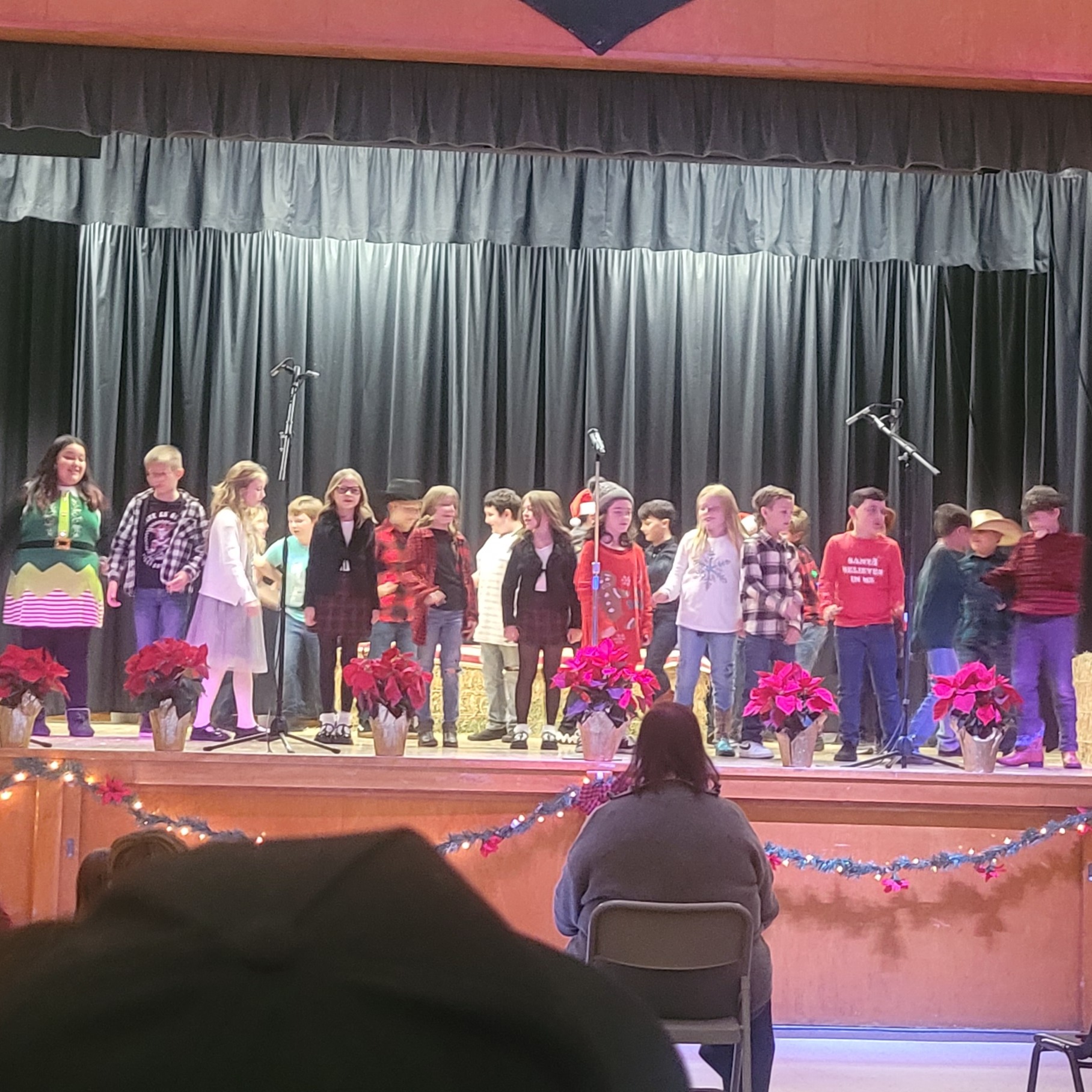 4th grade performing in the Christmas program