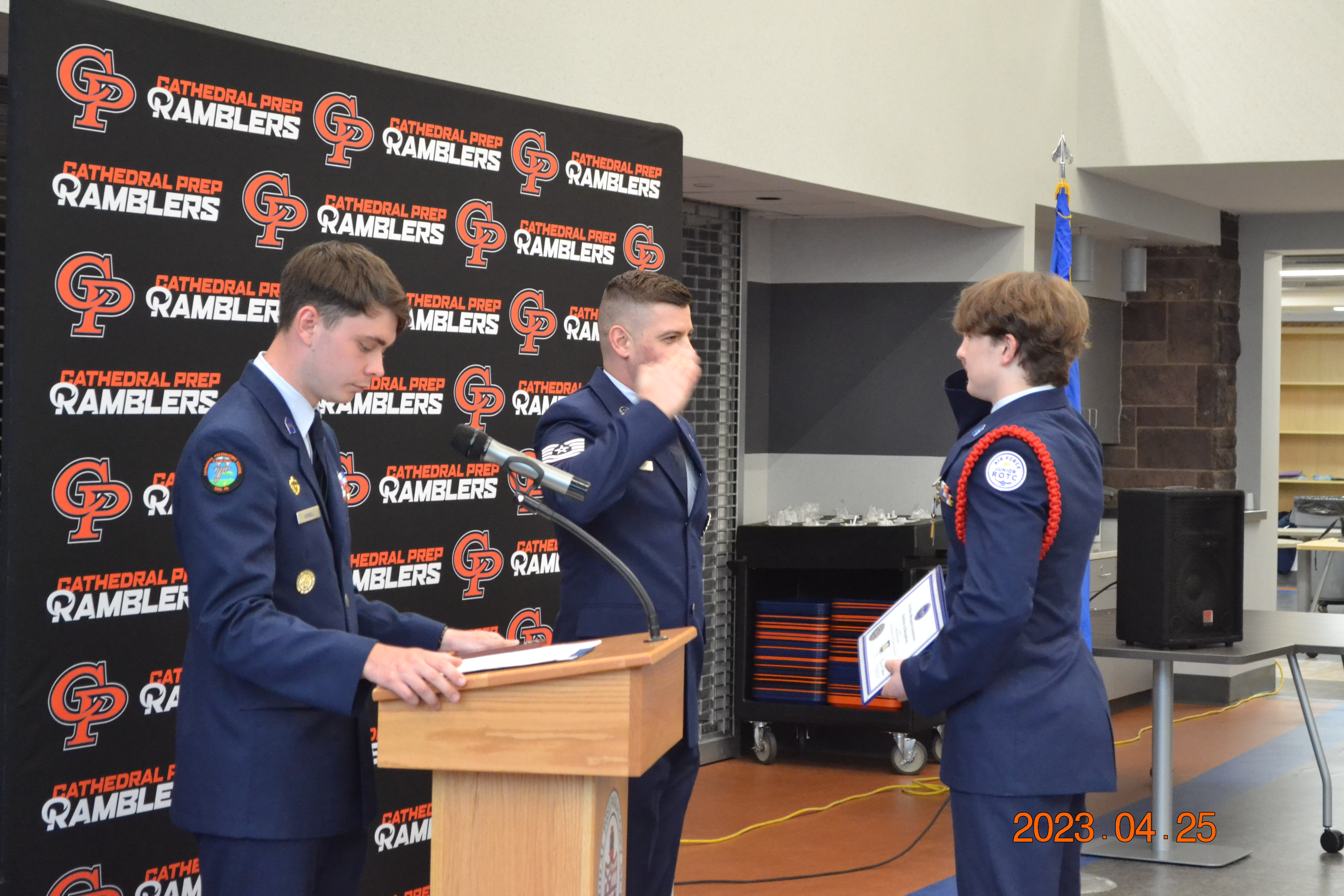 awards ceremony 23