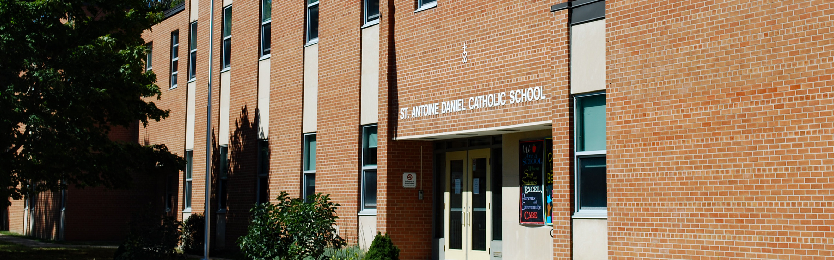The front of the St. Antoine Daniel Catholic School building.