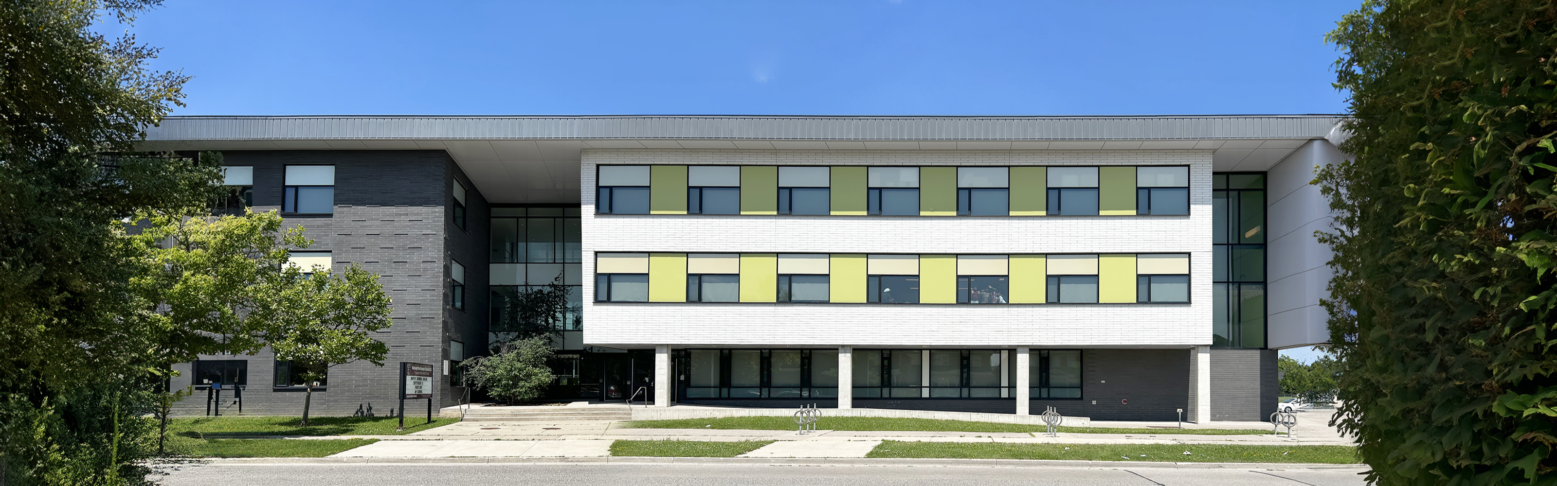 The front of the Blessed Pier Giorgio Frassati school building.