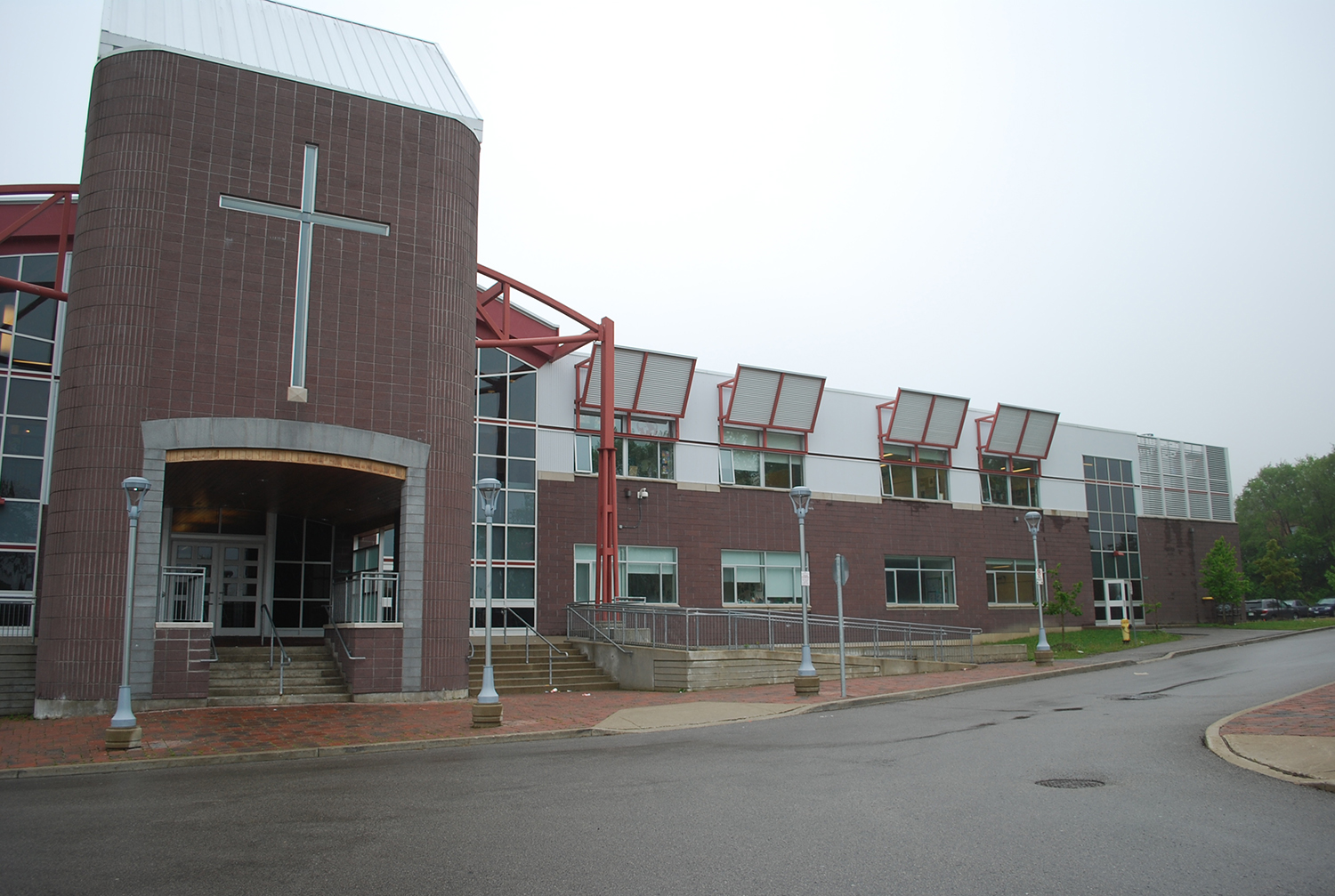 Photo of the school building.