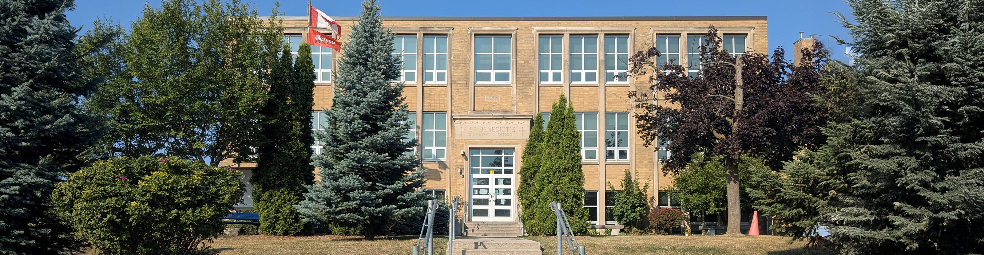 An image of the front of the school building.