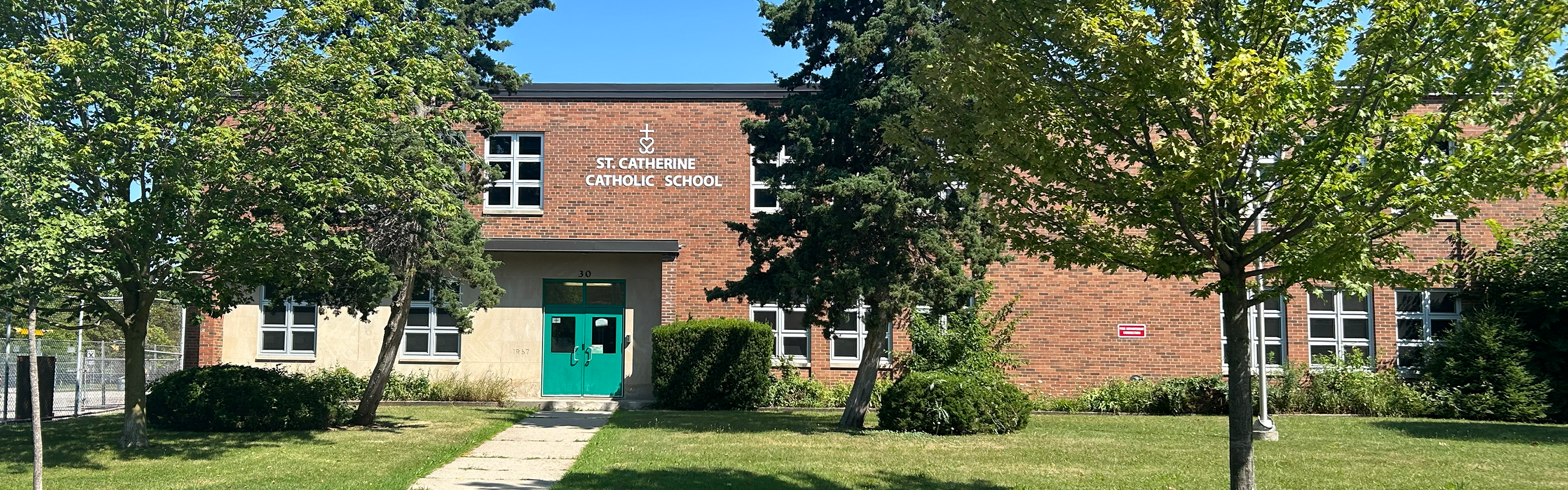 The front of the St. Catherine Catholic School building.