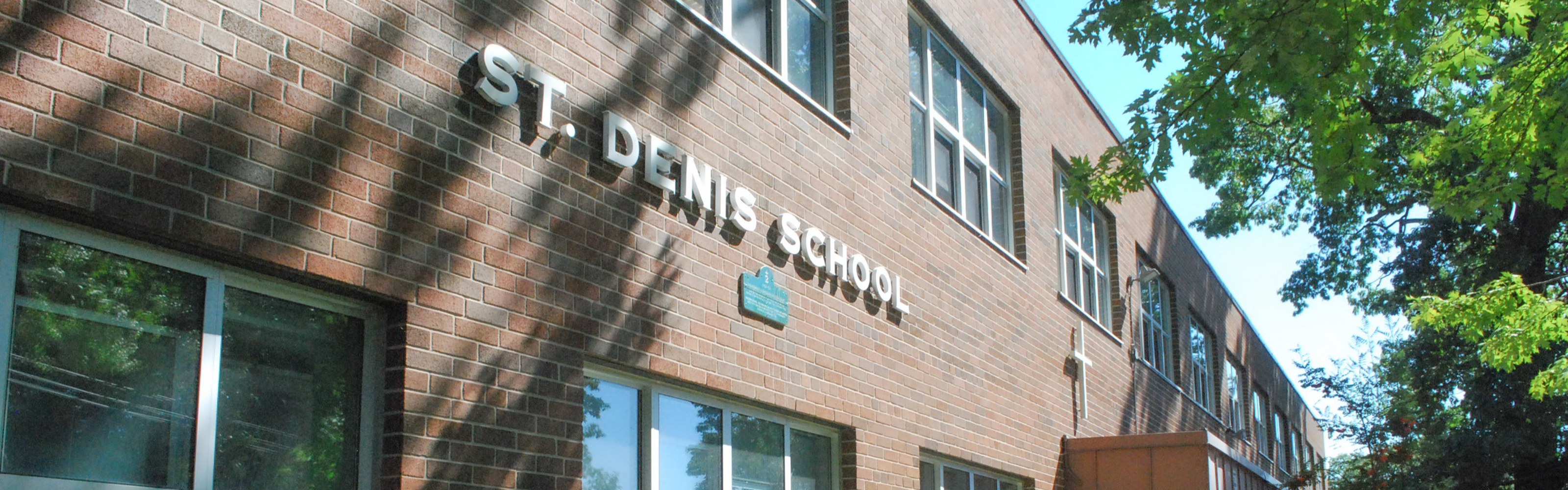 The front of the St. Denis Catholic School building.