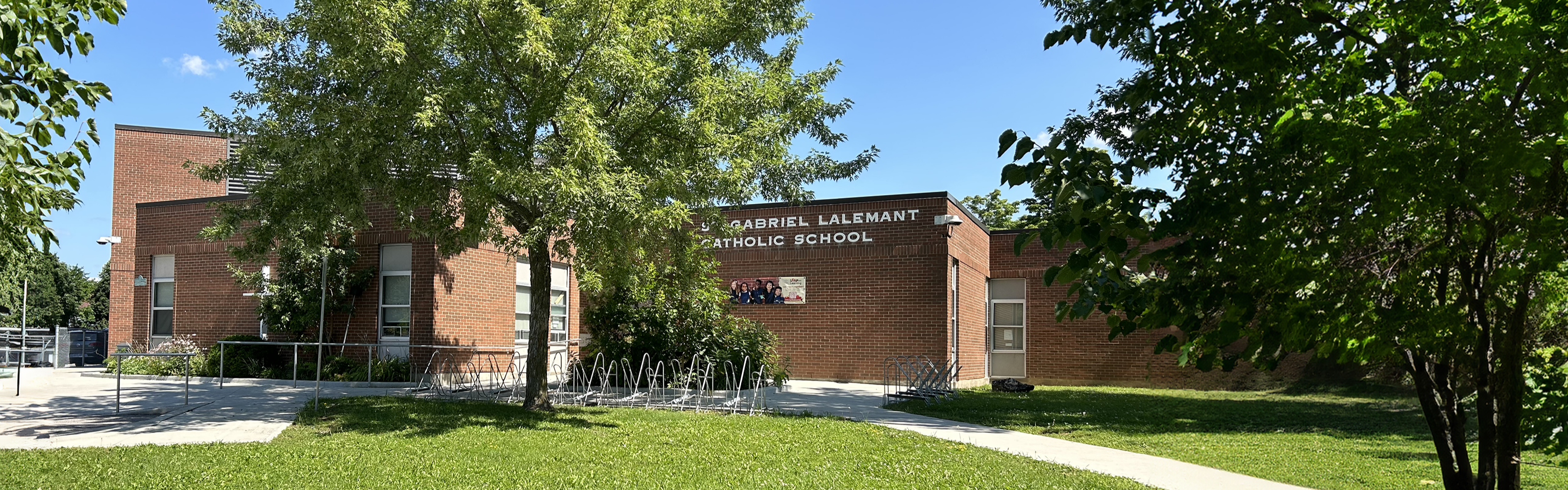 The front of the St. Gabriel Lalemant Catholic School building.