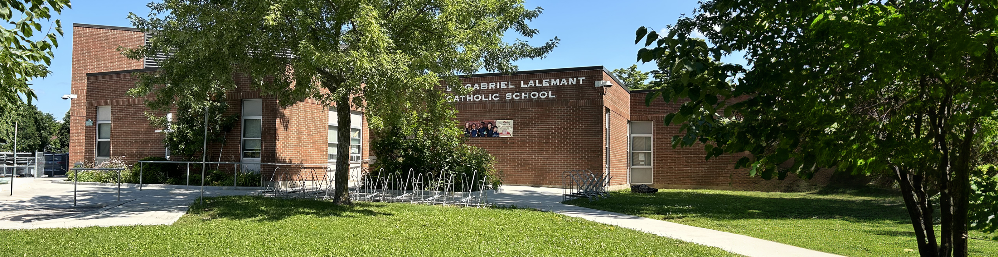 The front of the St. Gabriel Lalemant Catholic School building.