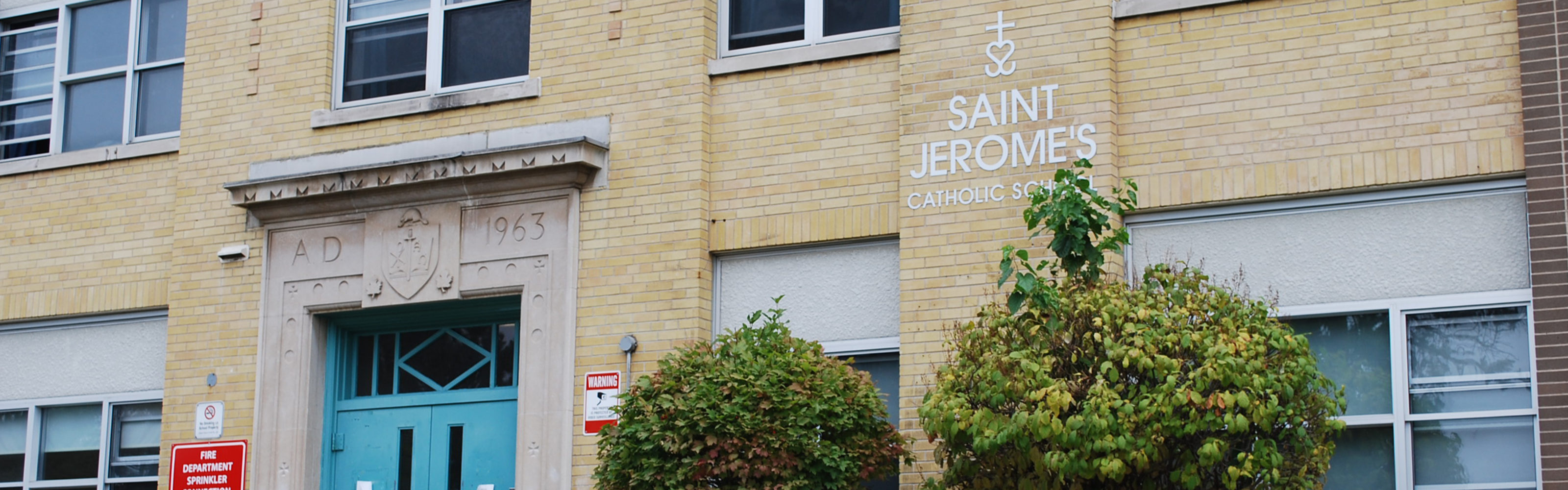 The front of the St. Jerome Catholic School building.