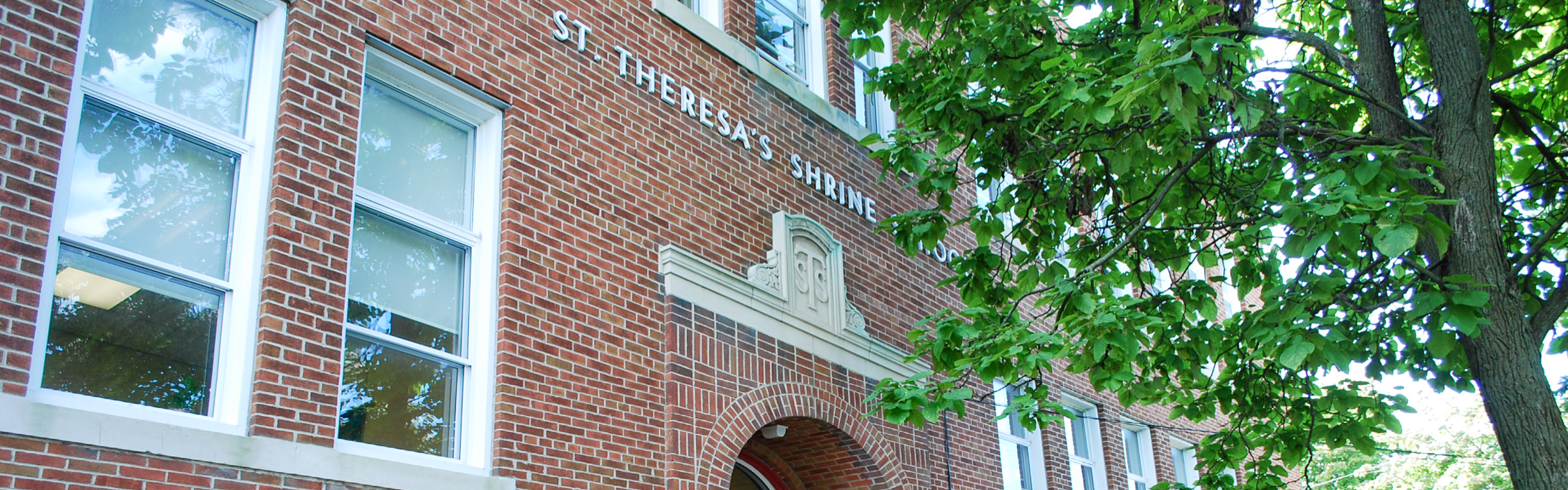 The front of the St. Theresa Shrine Catholic School building.