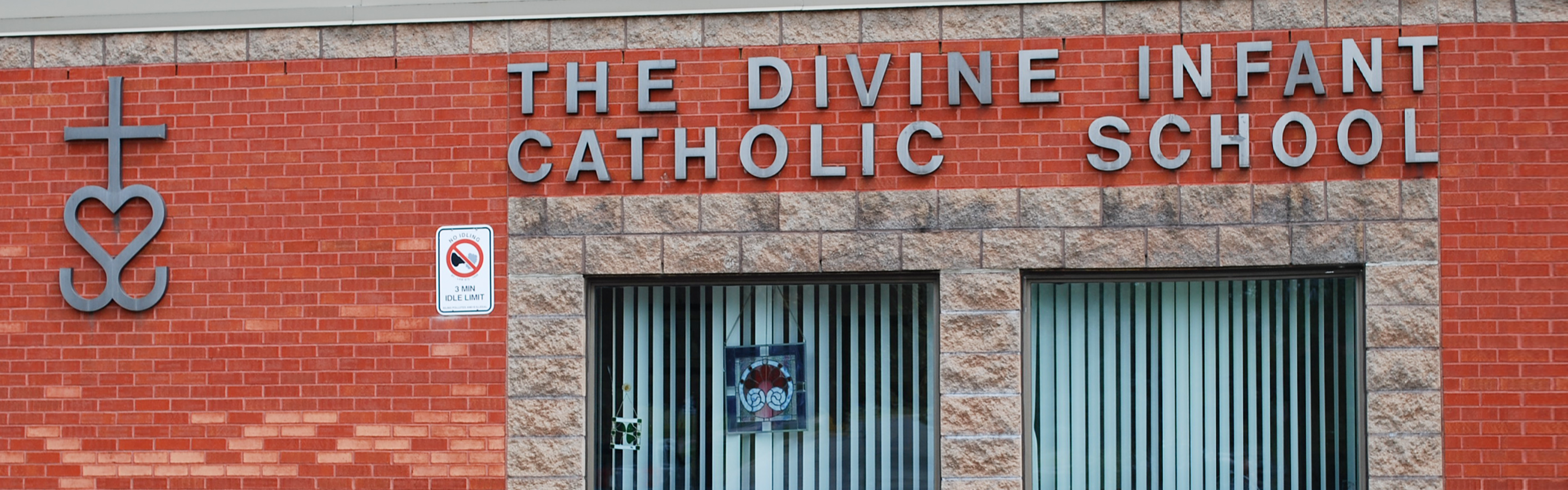 The front of the The Divine Infant Catholic School building.
