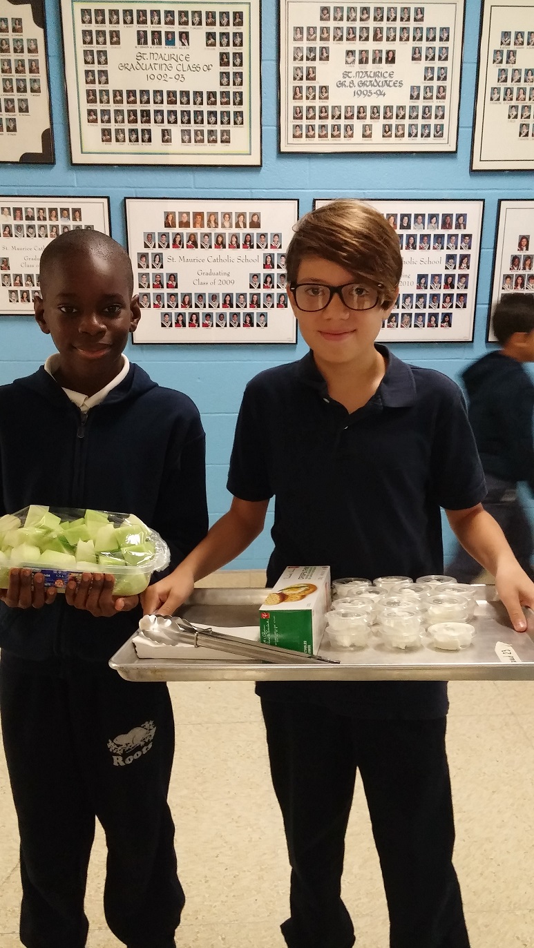 Students setting out food