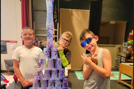 Cup tower builders to the max!