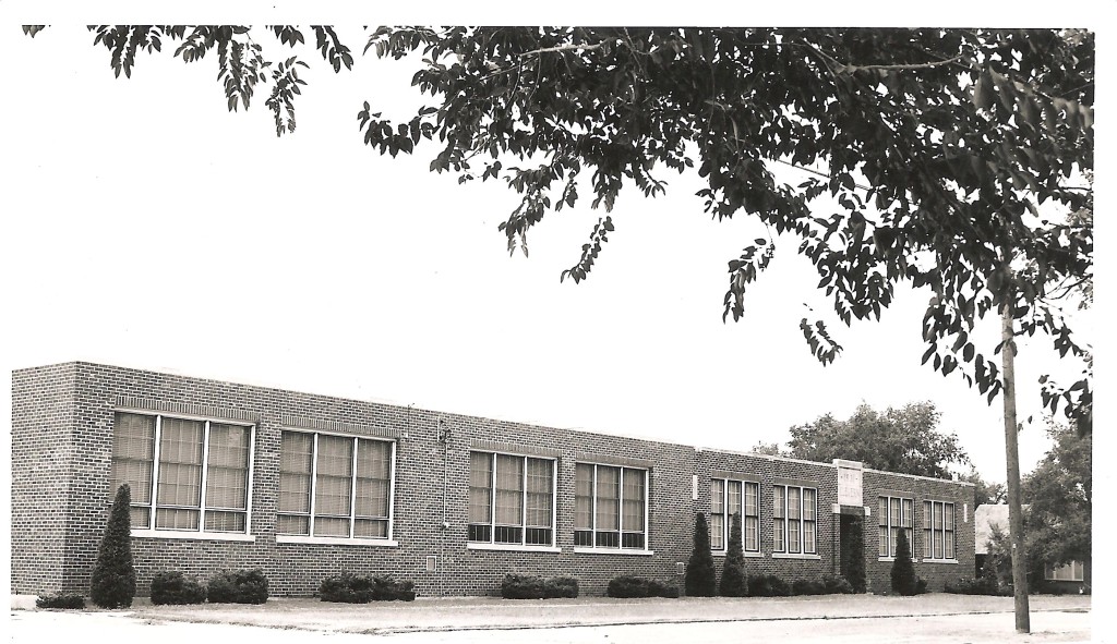 Picture of Clegern Elementary from the past