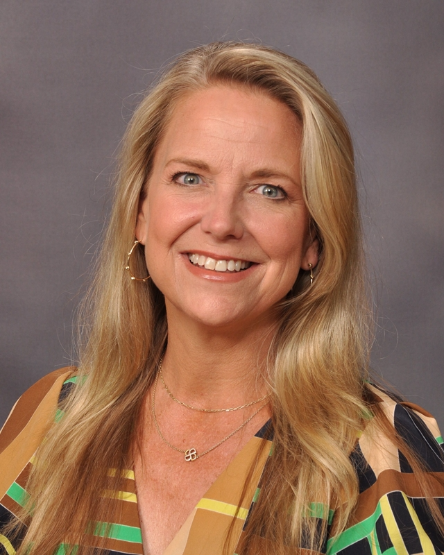 Teri Cowden Draper headshot