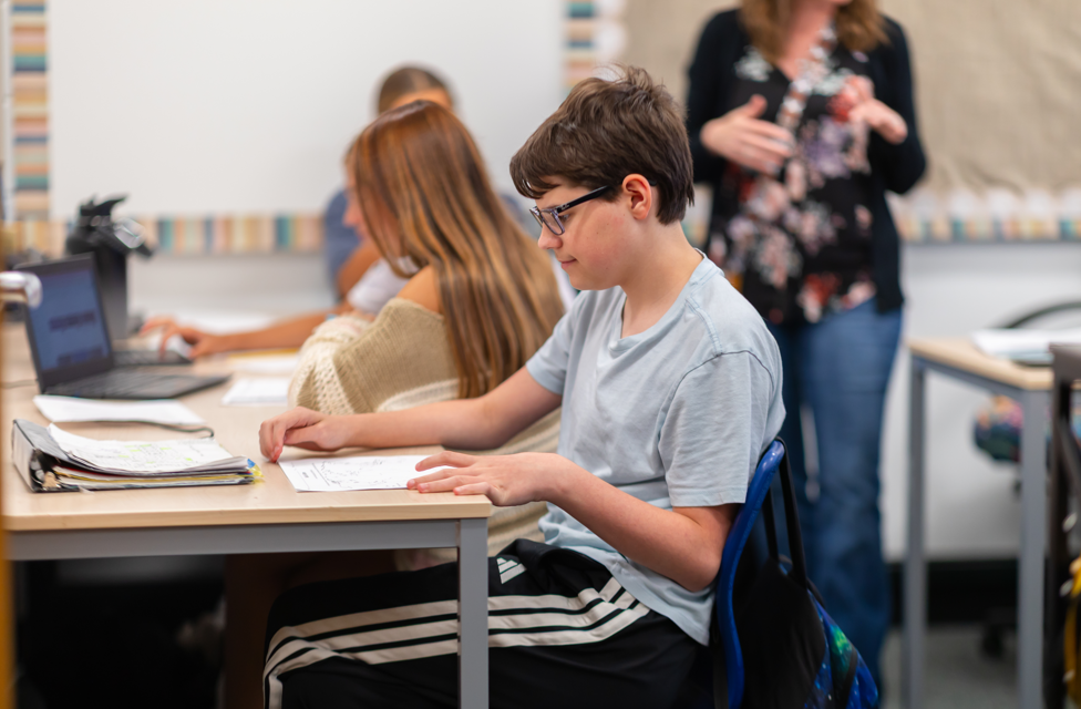 Hoku□JUVENILE HALL ROLLCALLリバーシブルMA-1 The McGillis School | K-8 private school in Salt Lake