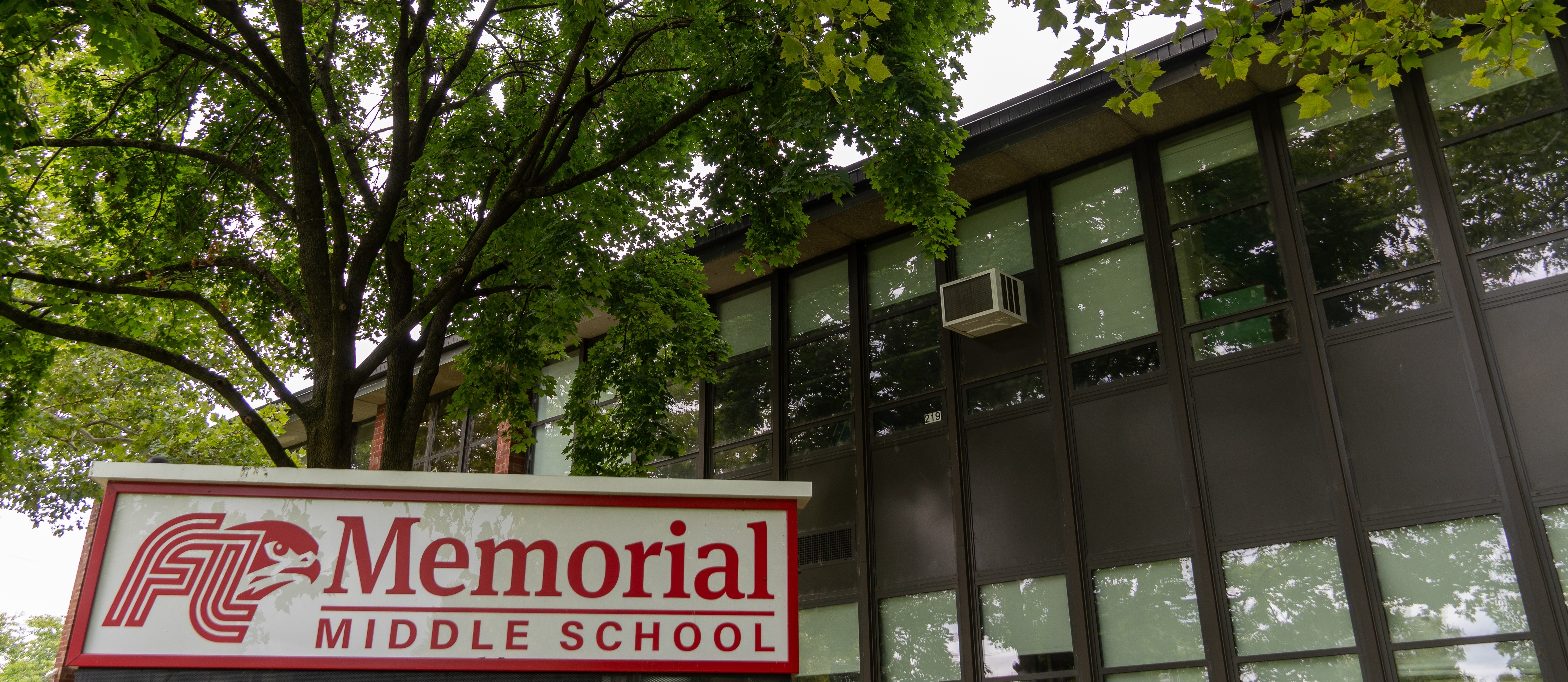 exterior of memorial middle school