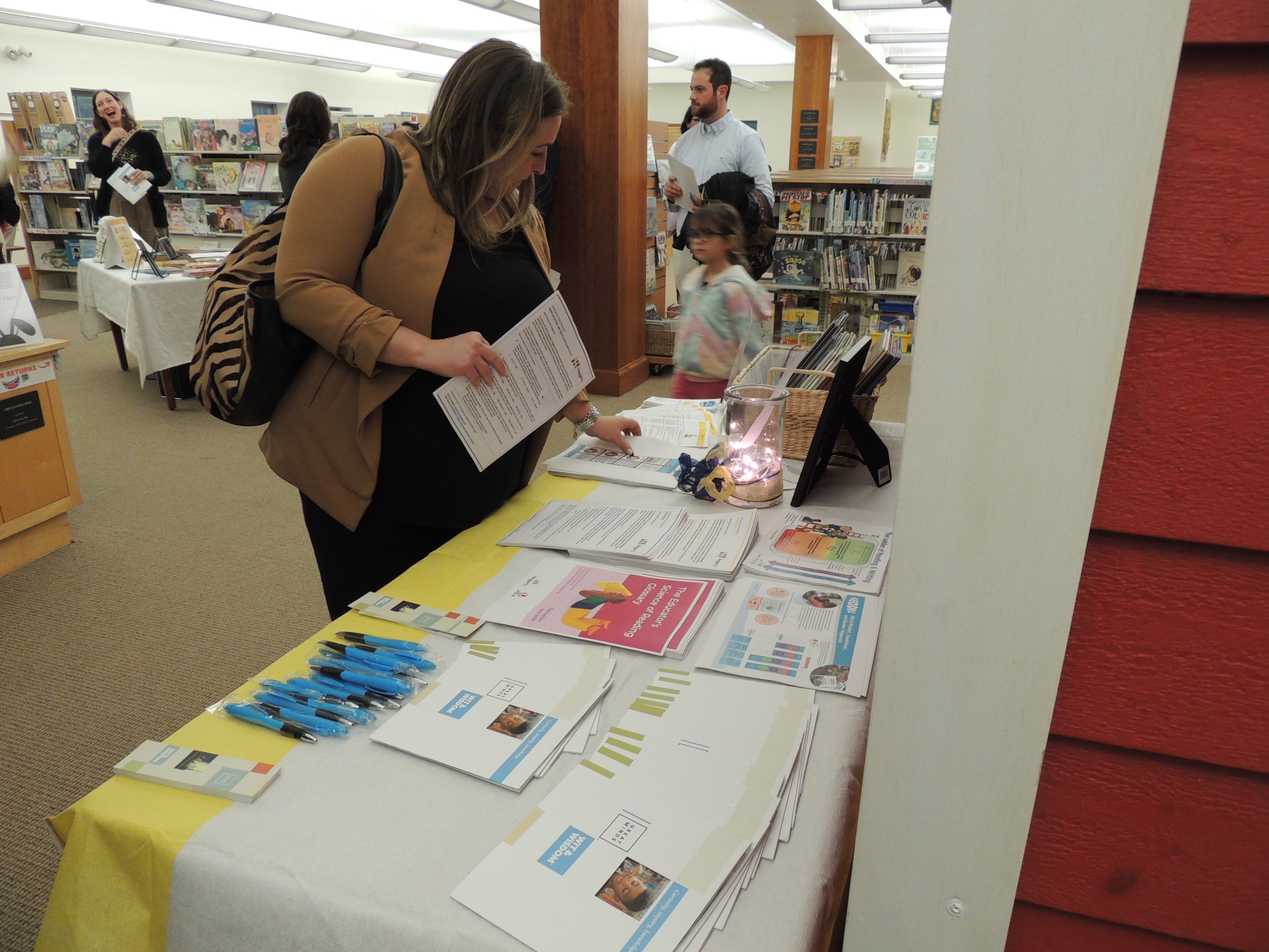 Literacy Night gave parents an opportunity to pick up information. 
