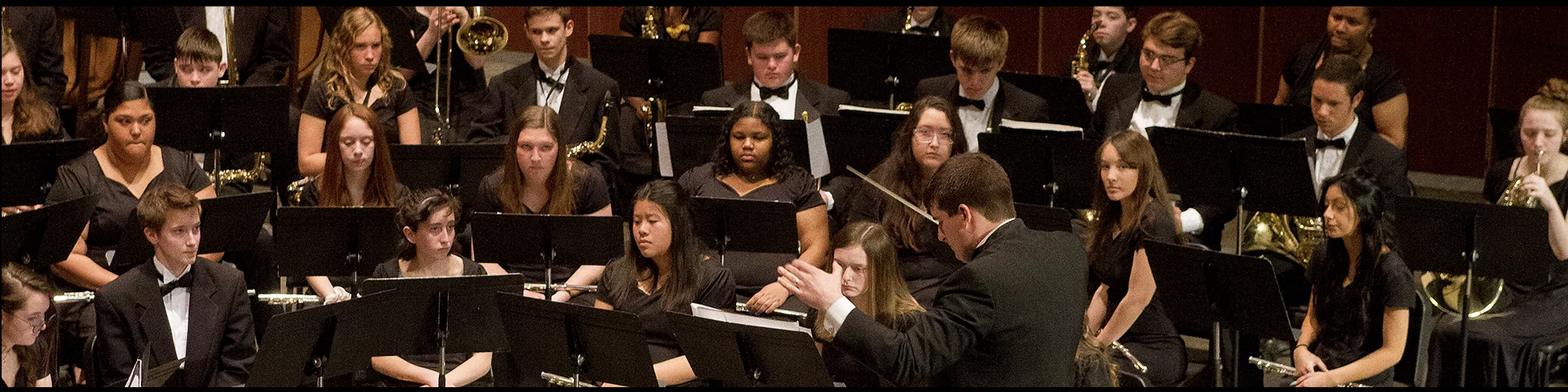 orchestra of students 