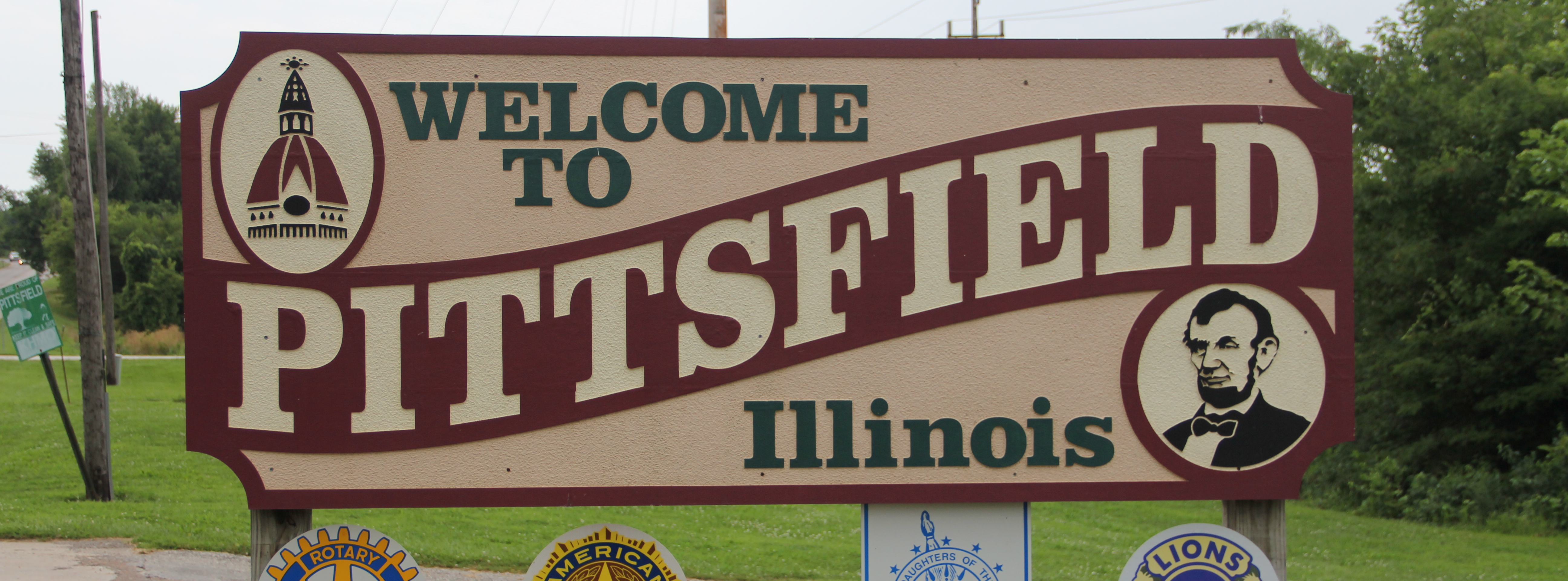 welcome to pittsfield town sign