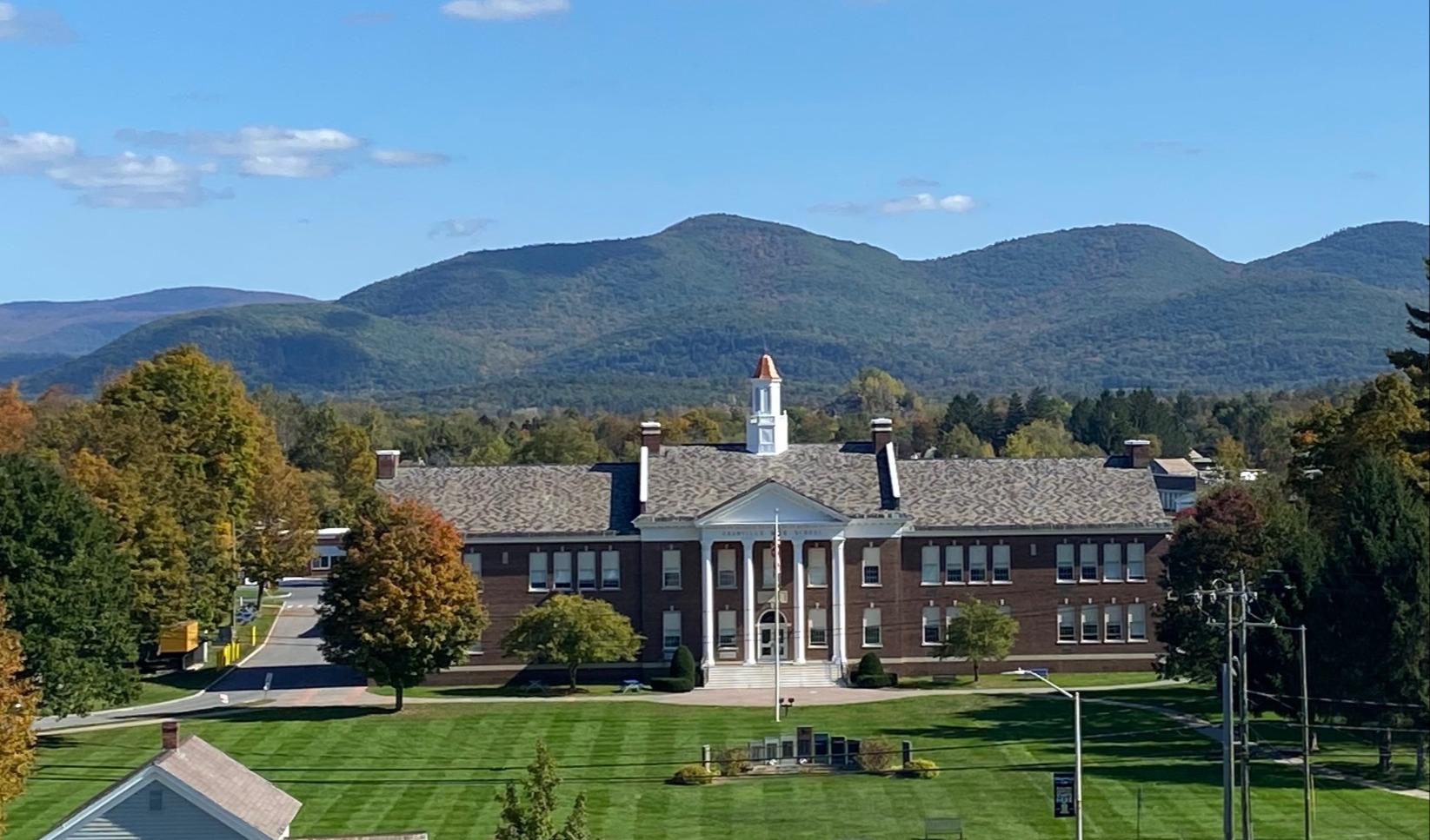 An aerial view of the Jr/Sr High school front lawn 