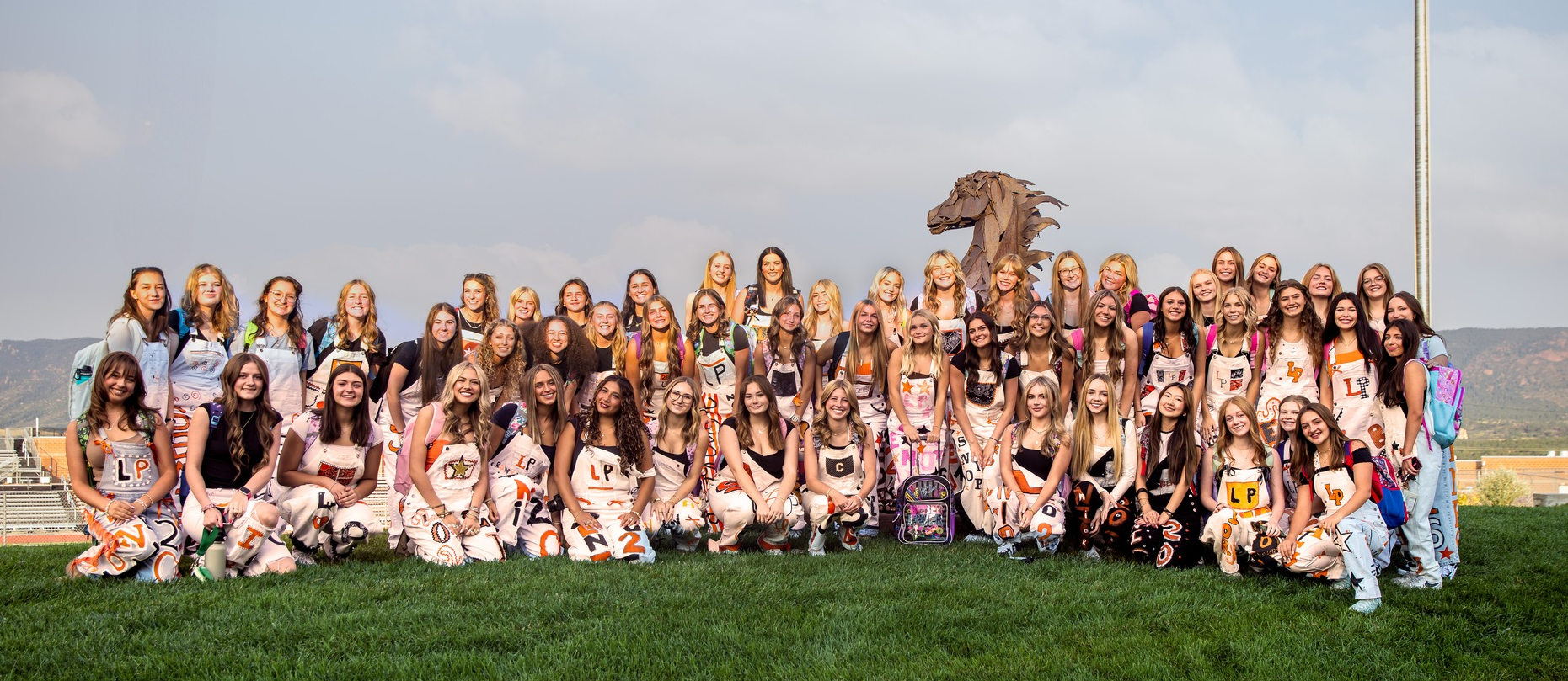 lewis palmer high school girls on first day of school, large group photo outside