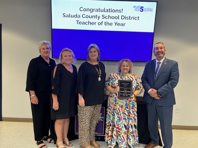 Teacher of the Year Retiree Banquet photo
