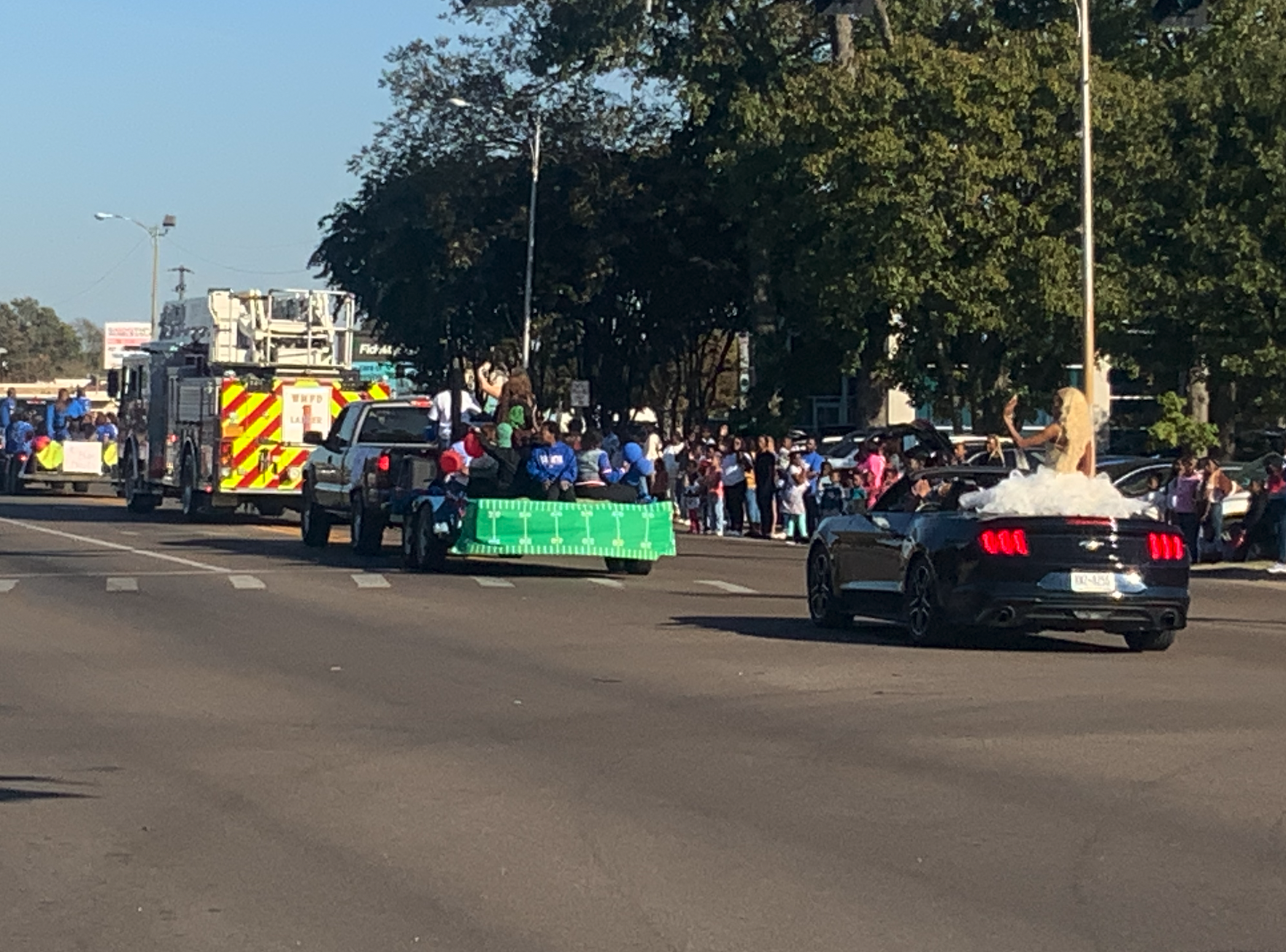 awm homecoming parade