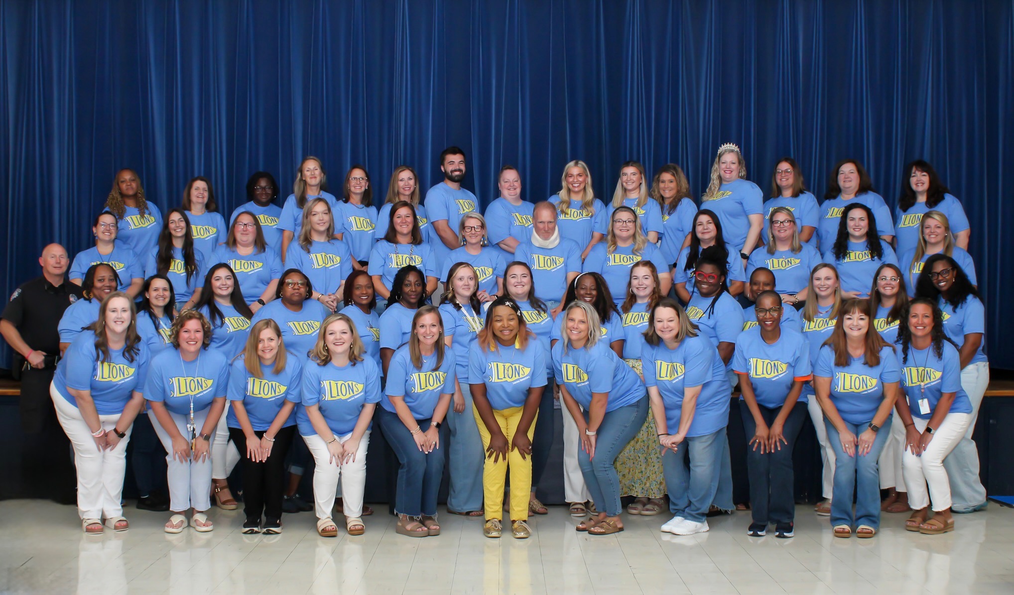 2026-2027 LES Staff photo