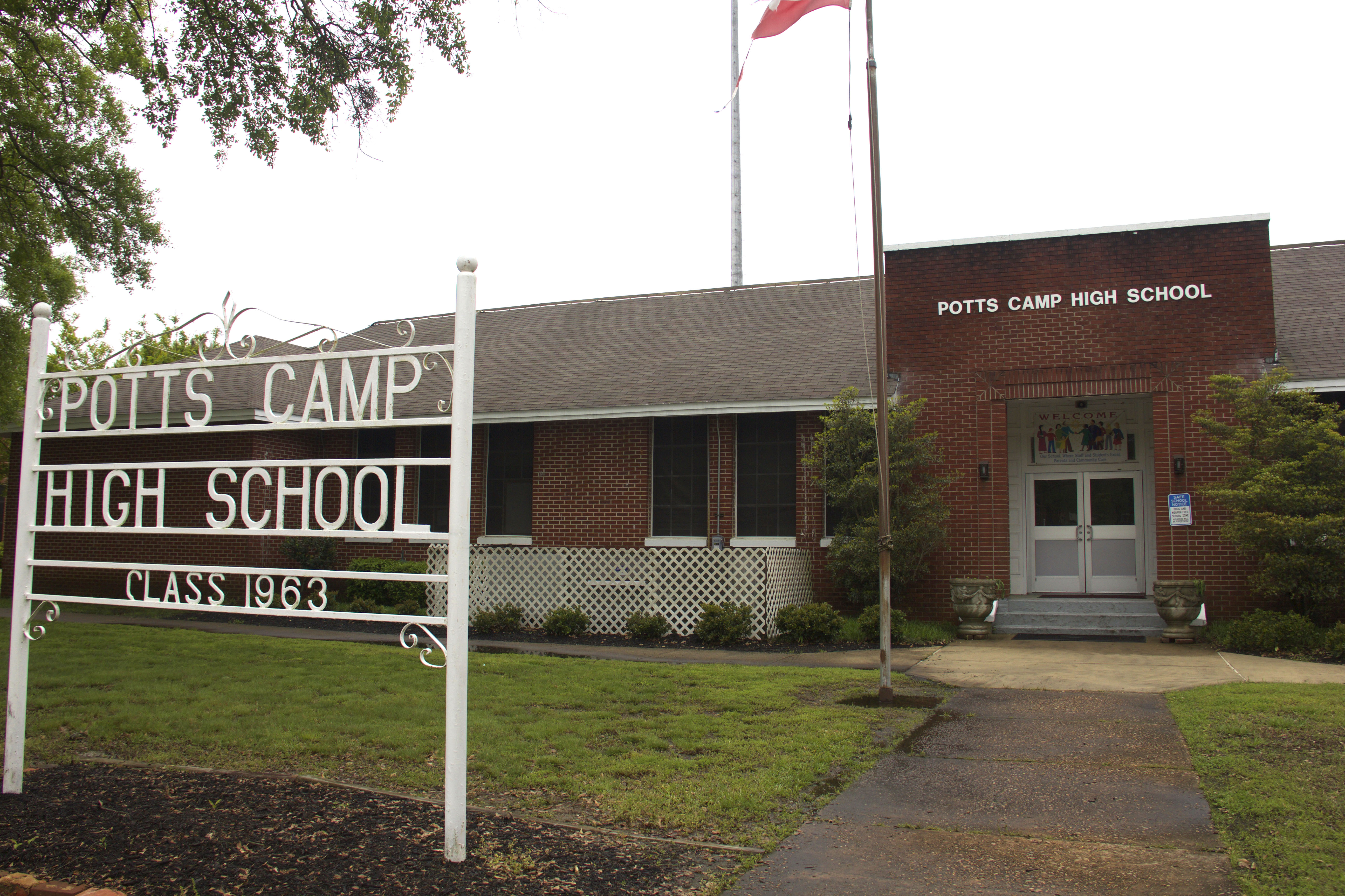 Front of Potts Camp High School