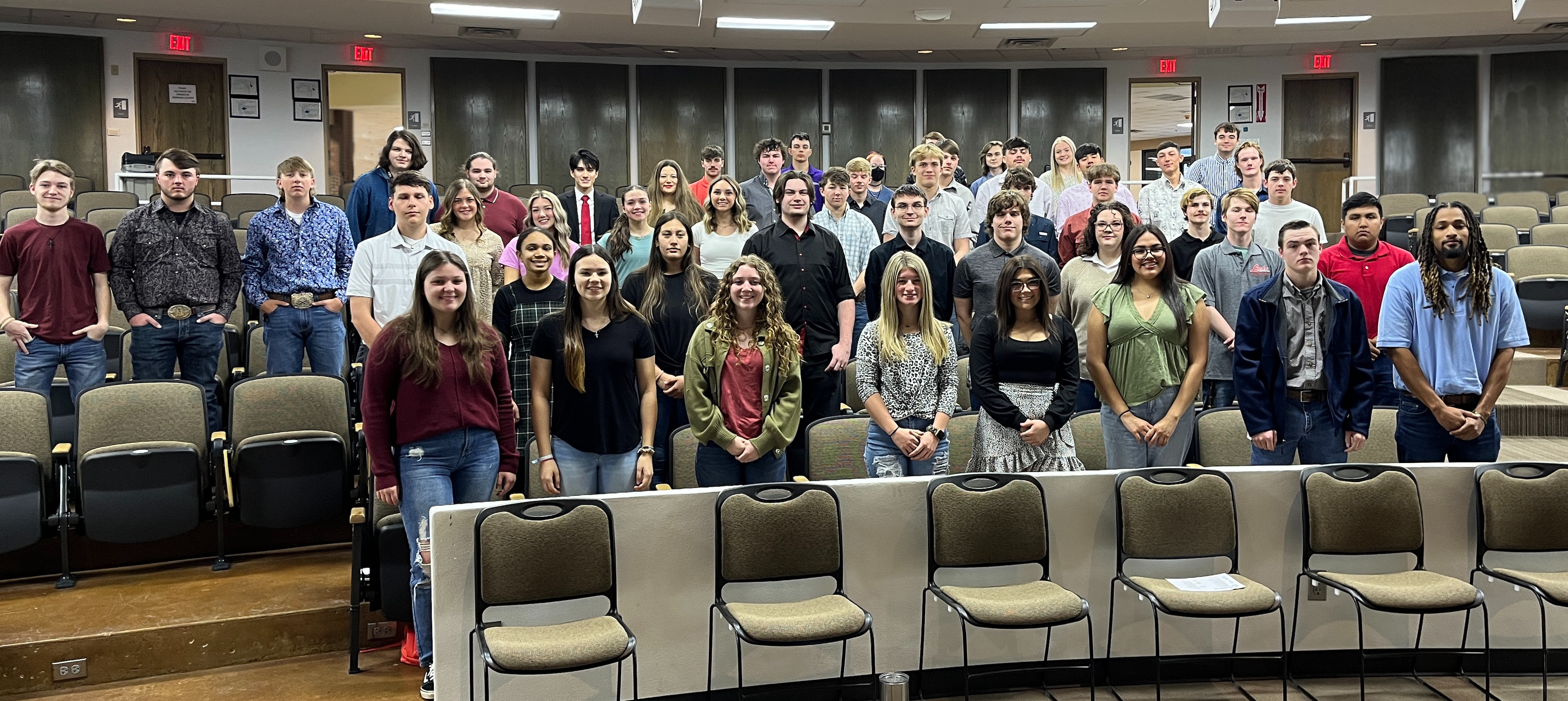 Group photo of NTHS inductees