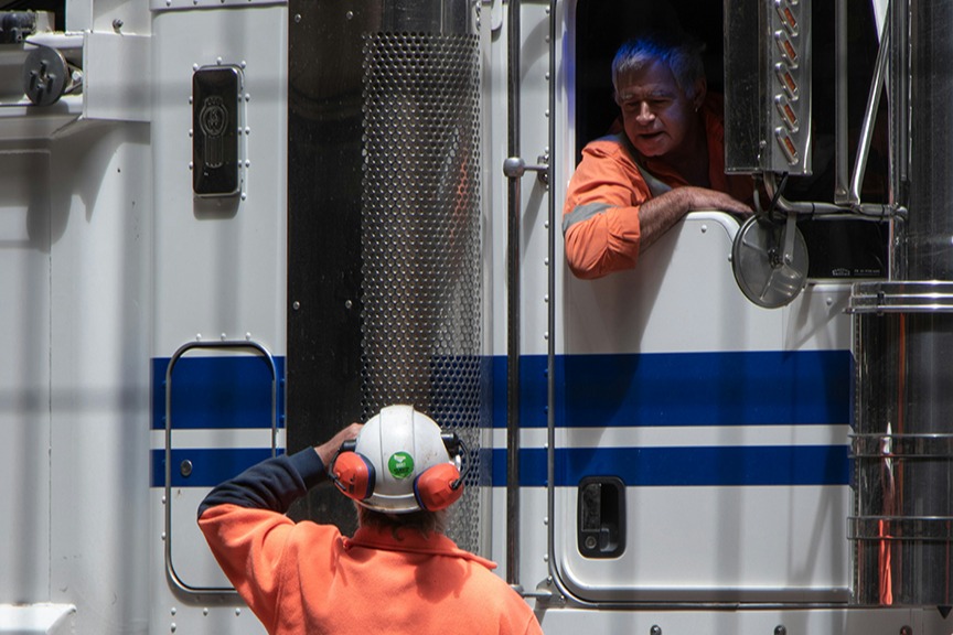 Truckers talking to each other