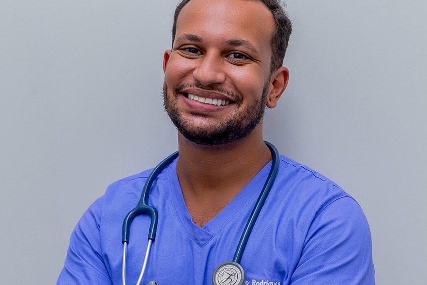 Picture of male nurse with stethoscope around neck