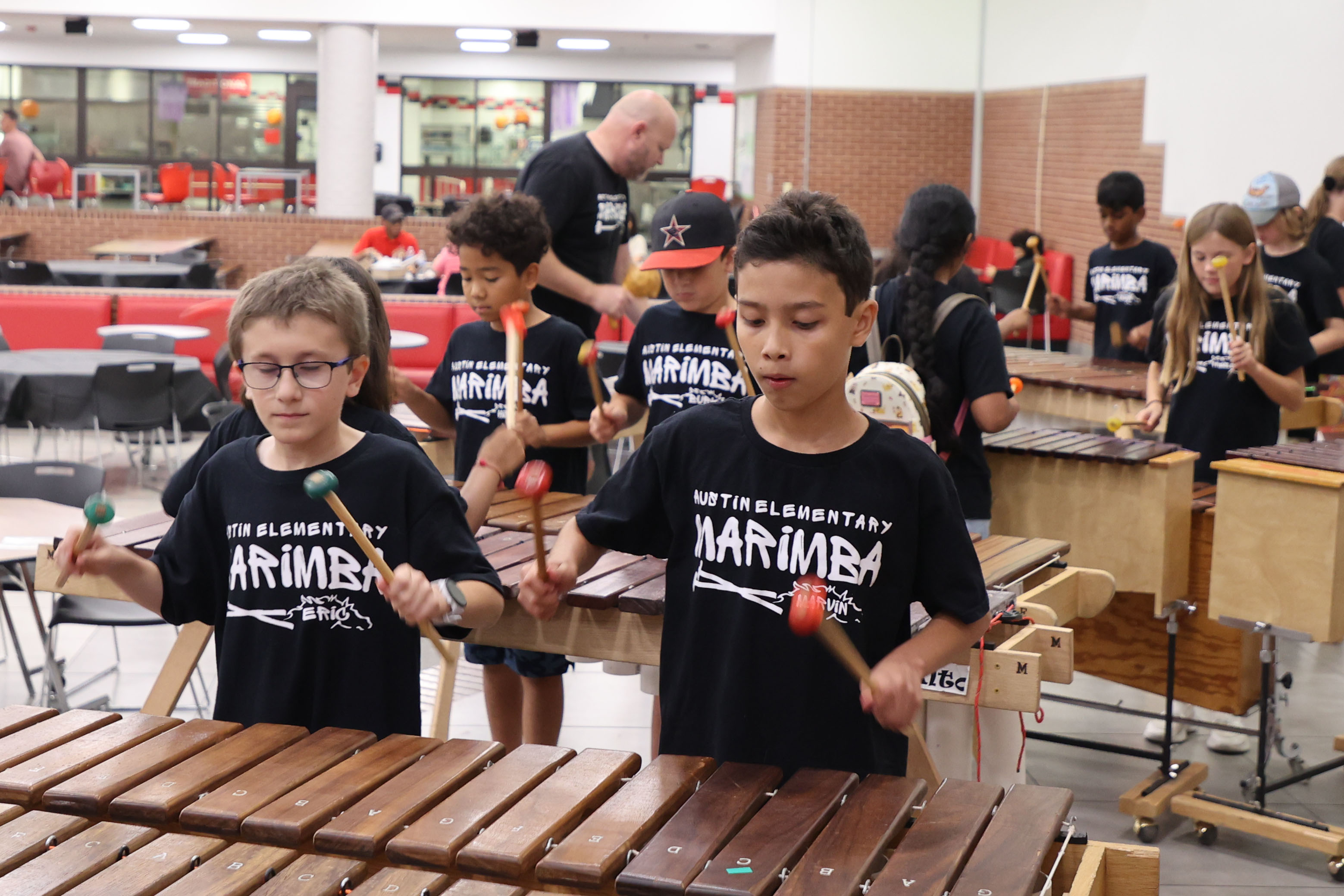 Austin Elementary Miramba playing at the community tailgate