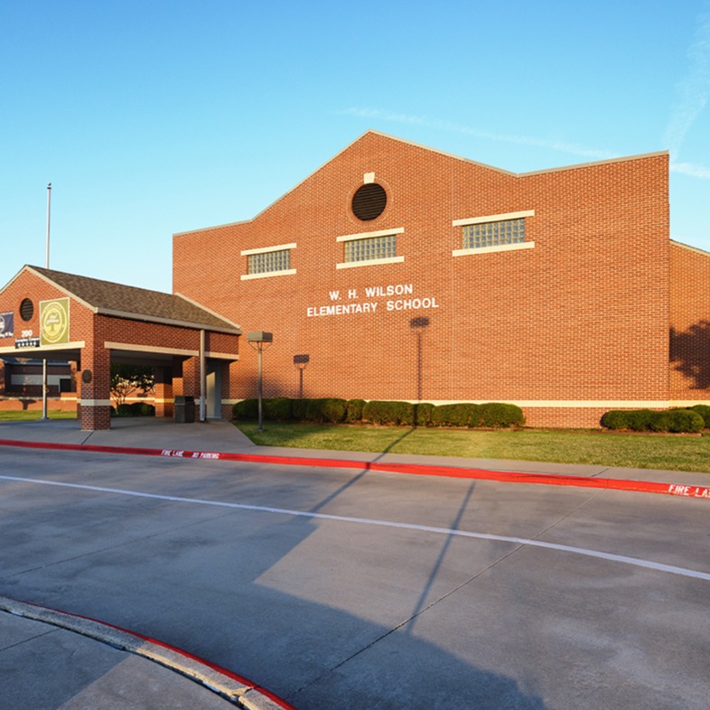 Wilson Elementary school building photo