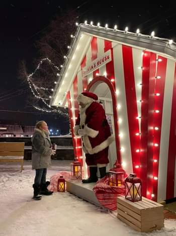 santa talking with a person