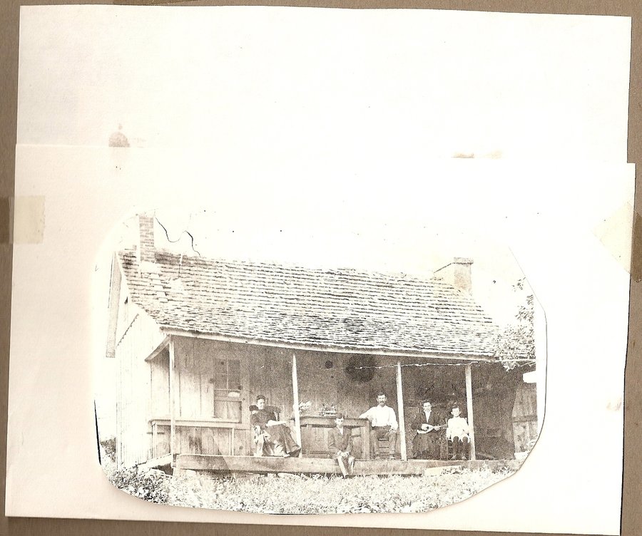 Old picture of a home