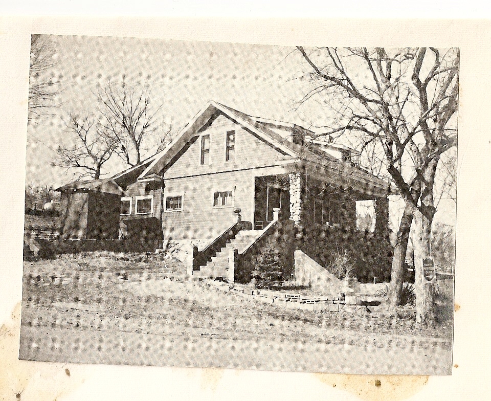 Old picture of a home