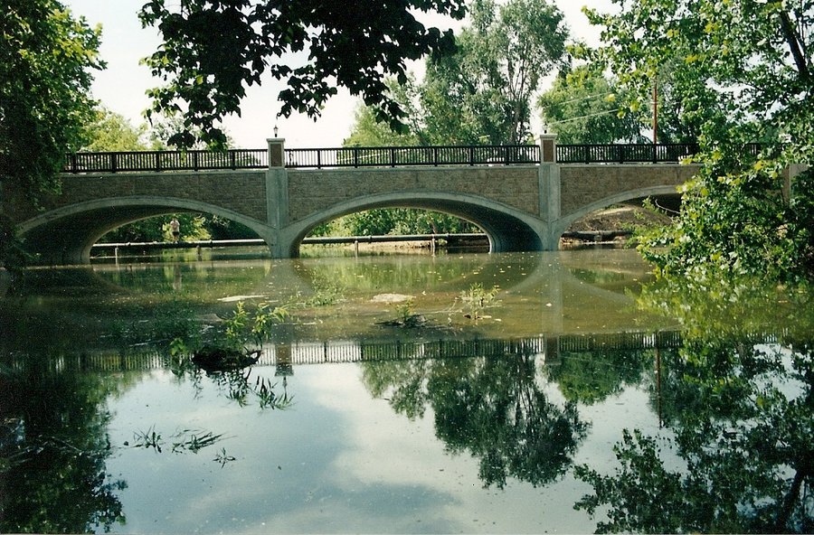 Old picture of bridge