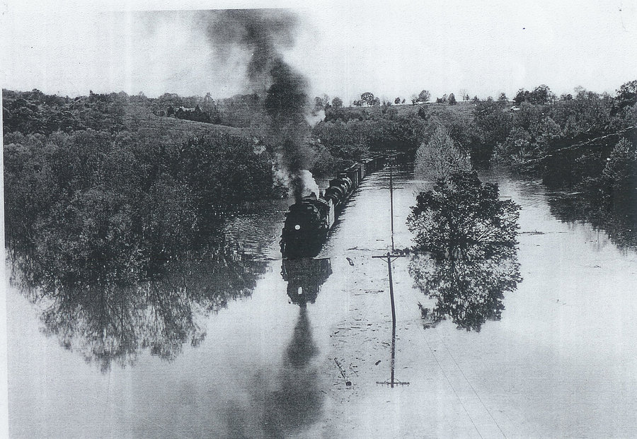 Old picture of floods