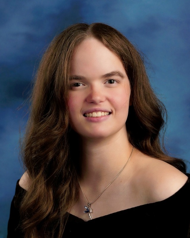 Lavy Hodge's graduation portrait
