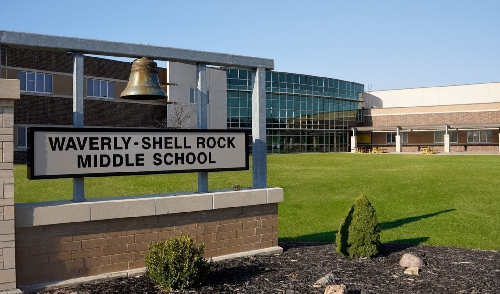 Waverly-Shell Rock Middle School building