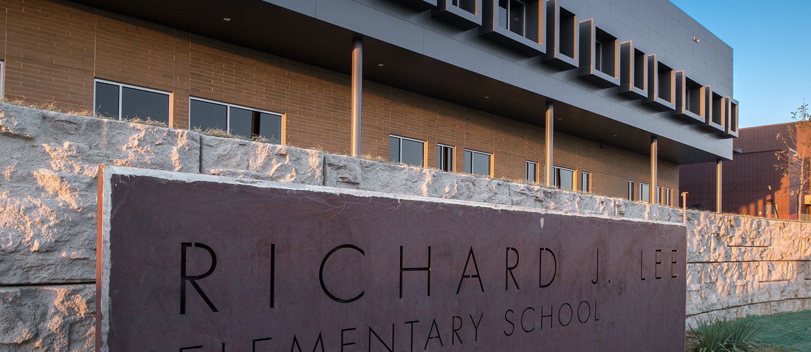 image of the school building