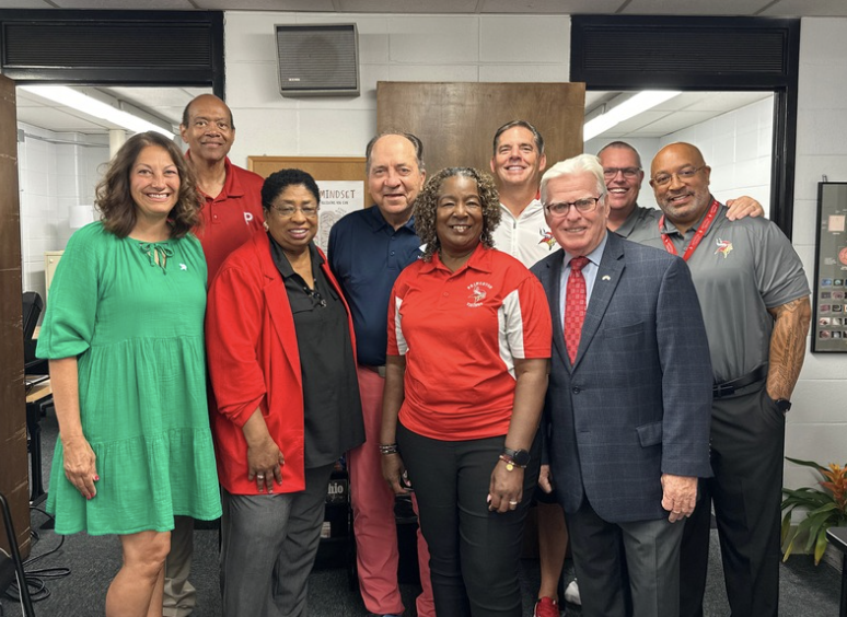 Board of Trustees with. Johnny Bench, Denny Jansen, Dr. Ellis, and Joe Roberts