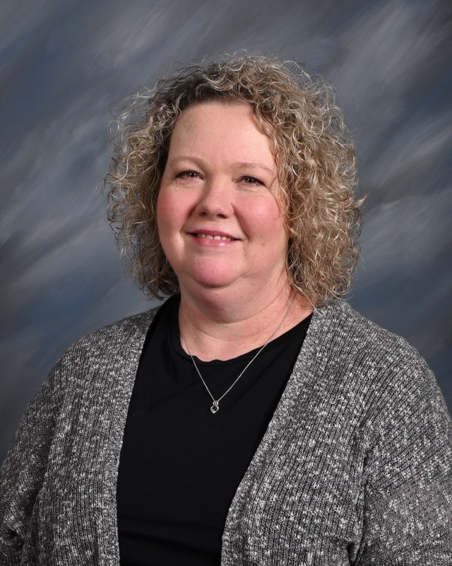 Portrait of Shelley Anderson