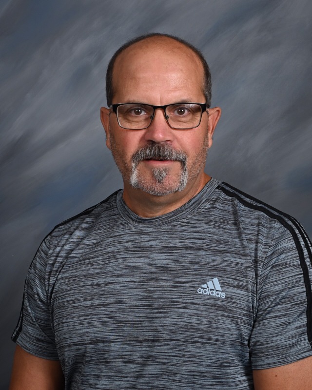 Portrait of Eric Chenoweth