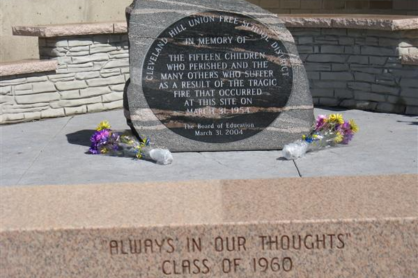 a picture of the fire memorial