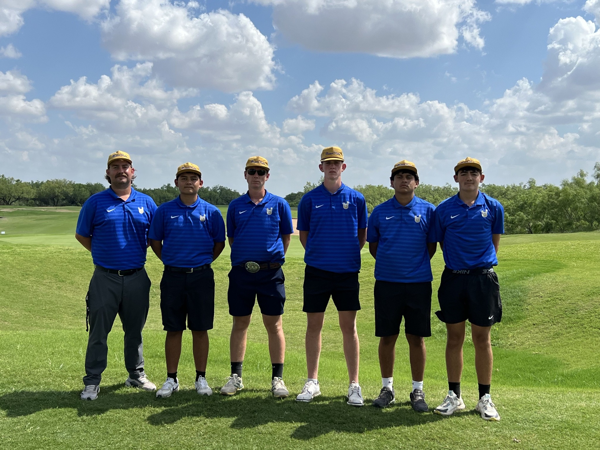 boys golf at regionals