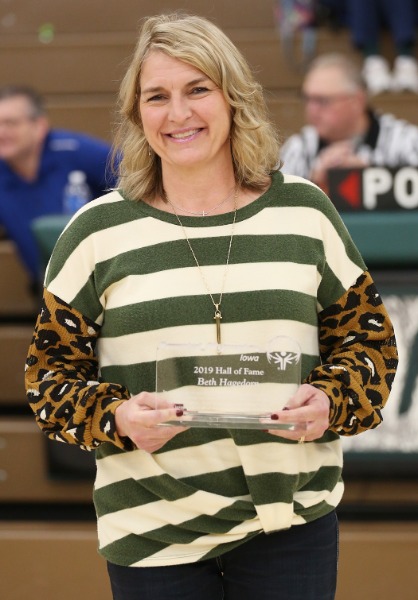 beth hagedorn inducted into hall of fame
