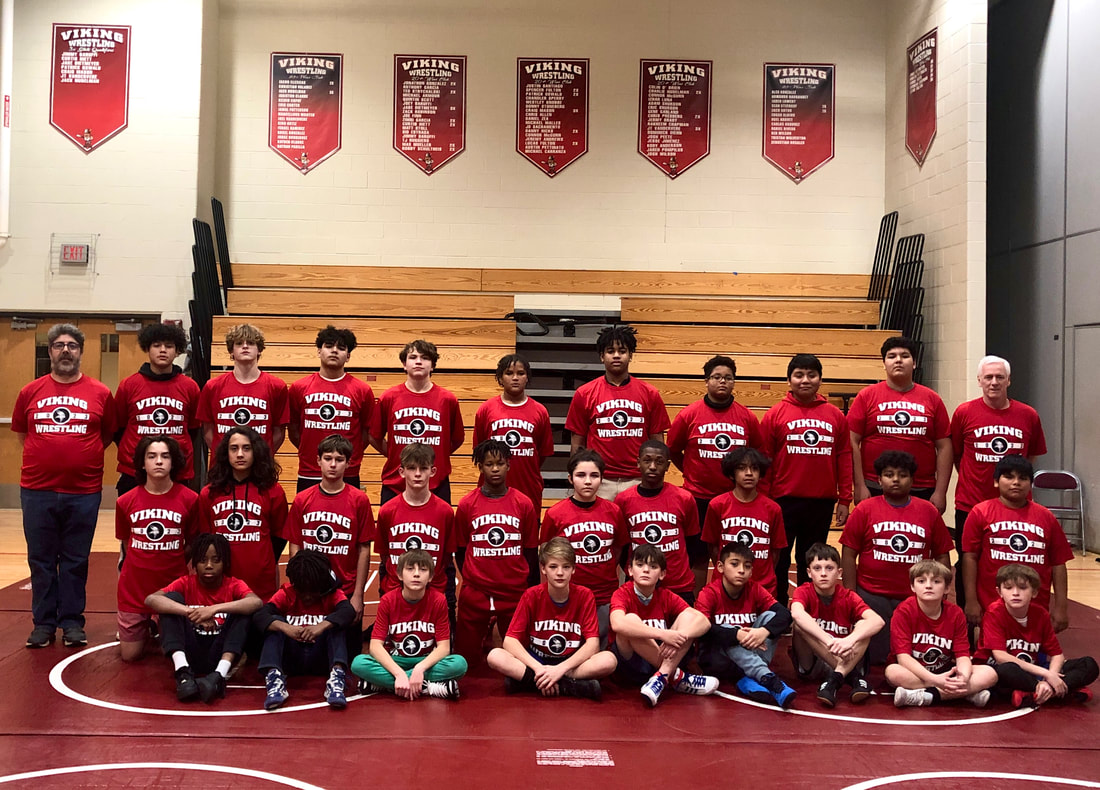 2023 Wrestling Team group photo